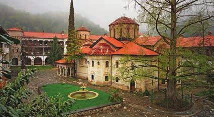 Troyan Monastery has sprung up in the 16th century, and has Ottoman rule, it served as a powerful sentinel at the foot of the old Bulgarian capital of Veliko Tarnovo, and as a stronghold of clerics