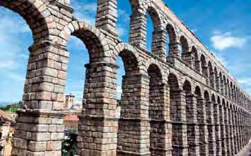 Lunch in Ávila, a city tour and free time to discover this city surrounded by one of the preserved walled enclosure in Europe. Dinner on board as the train arrives in Segovia. Night in Segovia.