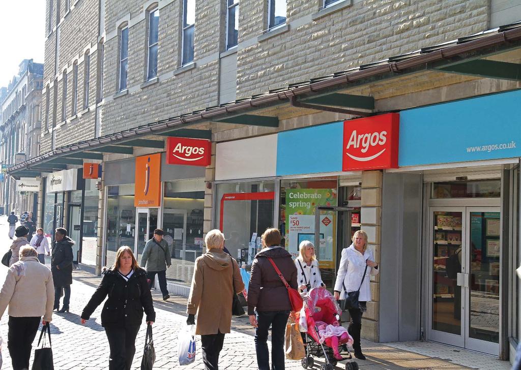 INVESTM SUMMARY Huddersfield is a major regional retail centre with a catchment