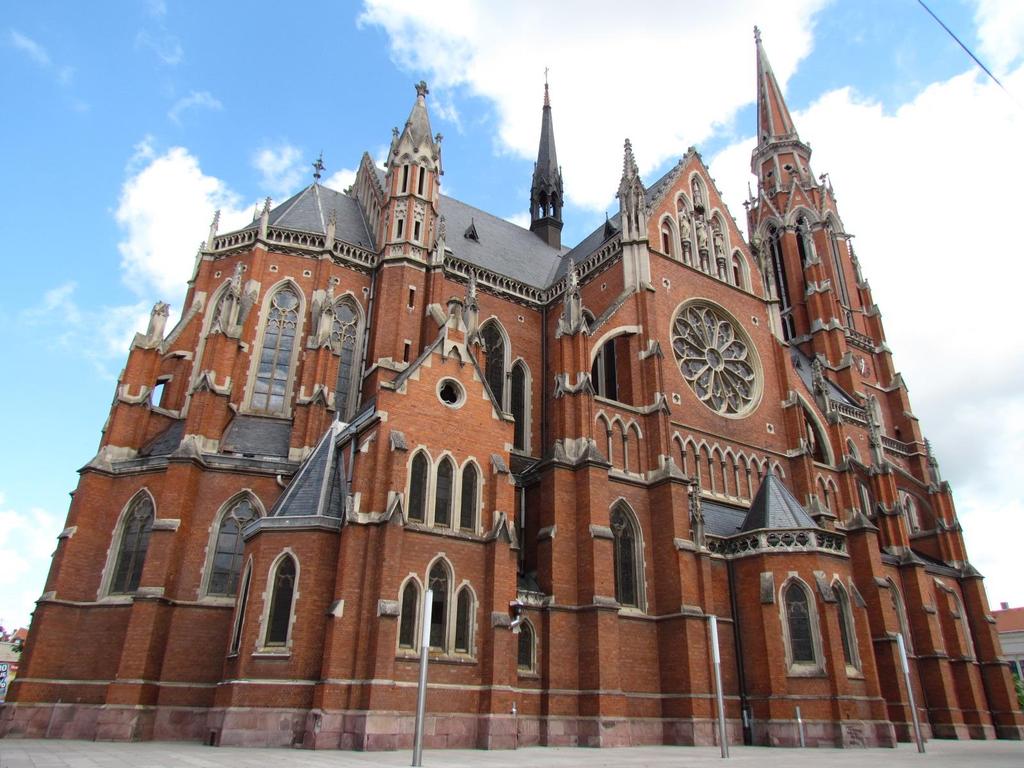 Itinerary: Programme A+B Day 10 7th May 2018 (Monday) Half day sightseeing tour of Osijek (by bus and walking).