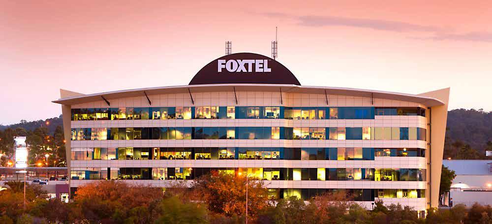 35 Robina Town Centre Drive Robina, QLD Located approximately ten kilometres south-west of Surfers Paradise and approximately 85 kilometres south-east of the Brisbane CBD, Foxtel HQ is positioned
