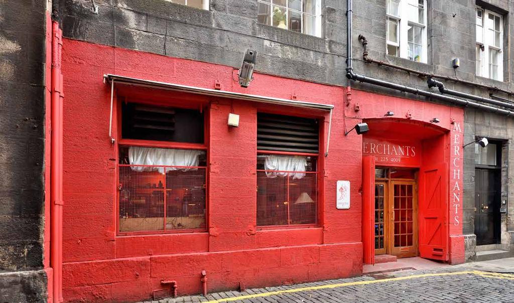 EXECUTIVE SUMMARY Long established restaurant investment located in the heart of Edinburgh s Old Town; Total passing rent of 33,000 per annum ( 19.