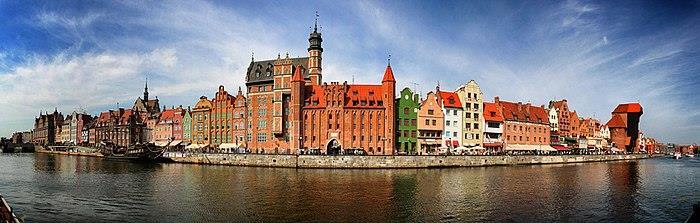 Next transfer to Sopot and visit the Bohaterow Monte Cassino Promenade, Pier and South Park. Updated 3/21/18 am HOTEL GDANSK BOUTIQUE TUES. AUG. 14.