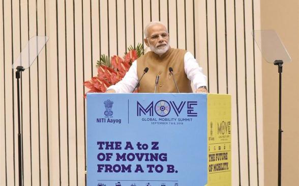 He explained his vision for the future of mobility in India with 7C s Common Connected Convenient Congestion-free Charged Clean Cutting-edge The PM also