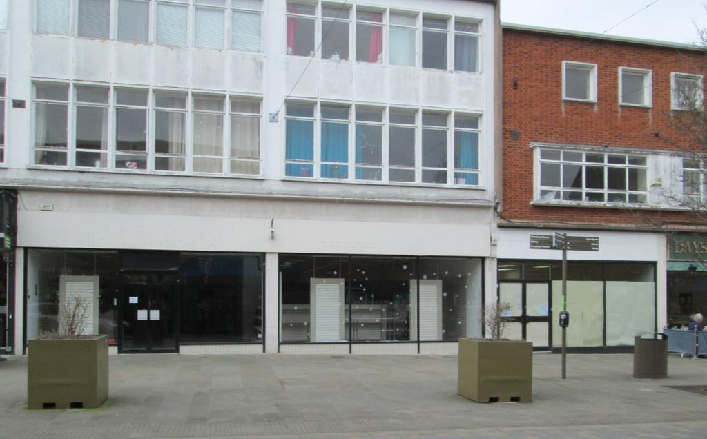 Retail Unit 21a Location The unit occupies a prominent position on Eastcheap, Letchworth s prime retail high street and is located directly opposite the entrance to the western side of the Garden