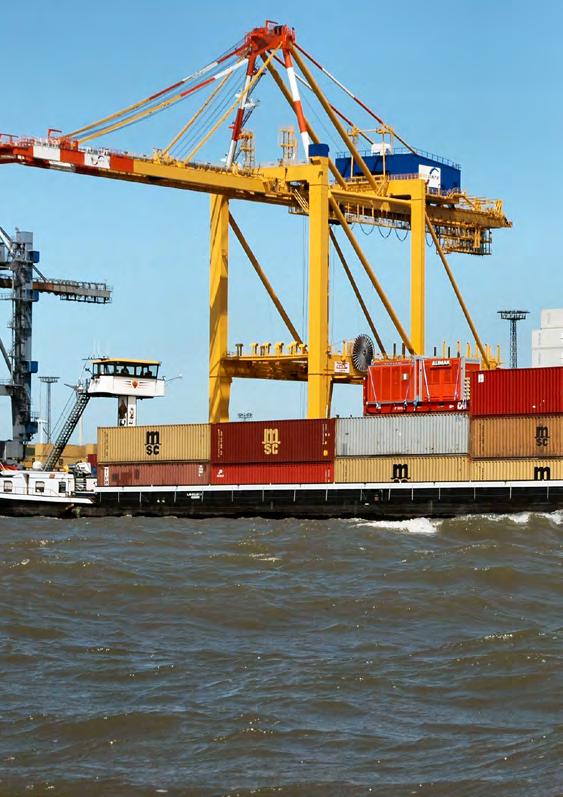 xxx FACTS & FIGURES 2017 FIRST CLASS LOCATION INLAND BARGES Bremen is not only a traditional port for seagoing vessels, but is also a wellestablished port of call for barges.