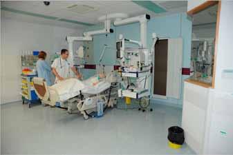 in»odslikava«realnega pacienta. V UKC Ljubljana je bil 29. julija 2011 uradno odprt Medicinski simulacijski center (MSC, msc@kclj.si).