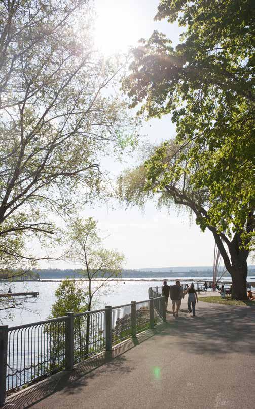 HAMILTON WEST HARBOUR Engaging the West Harbour Community Collaborating with West Harbour residents, the City of Hamilton has established a set of guidelines to ensure that all waterfront development