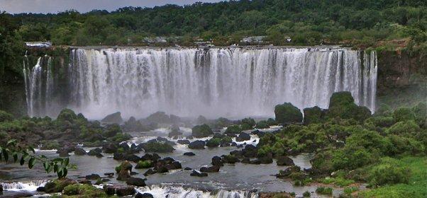 7. dan IGUASU VODOPADI- RIO DE ŽENEIRO Pre podne nastavak razgledanja vodopada, najpoznatijeg čuda