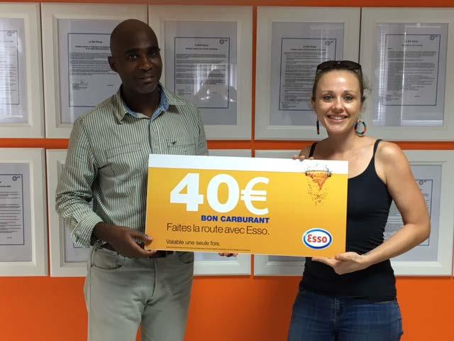 Customers receiving their vouchers from Sol Guadeloupe and Martinique representatives. xxxxxxxxxxxx.