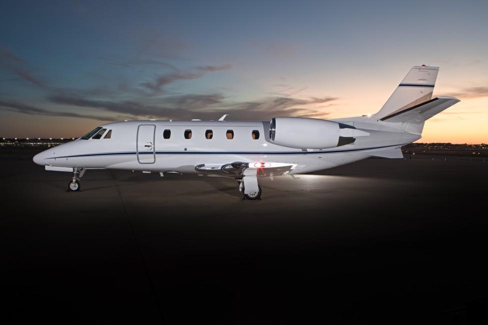 Where Expertise and Integrity Take Flight Welcome to Dallas Jet International. Our unrelenting focus is on the buying and selling of business aircraft in an international marketplace.