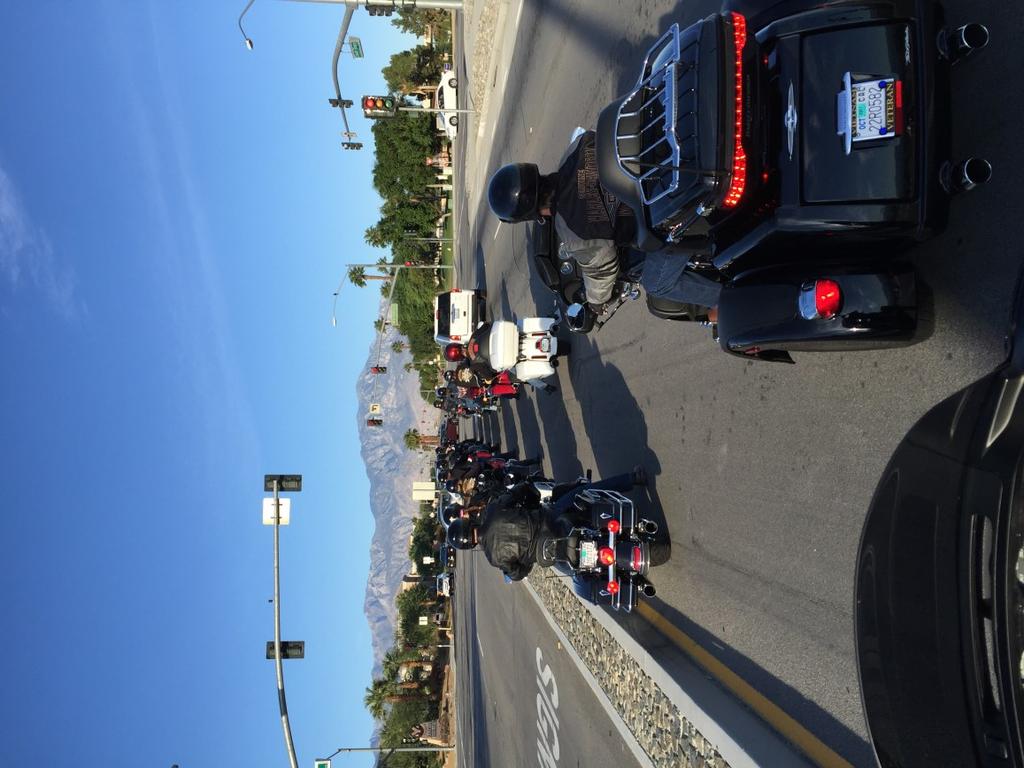 We made a stop at the Cahuilla Casino on Hwy 371 to pick up some riders and then off to the Mountain.