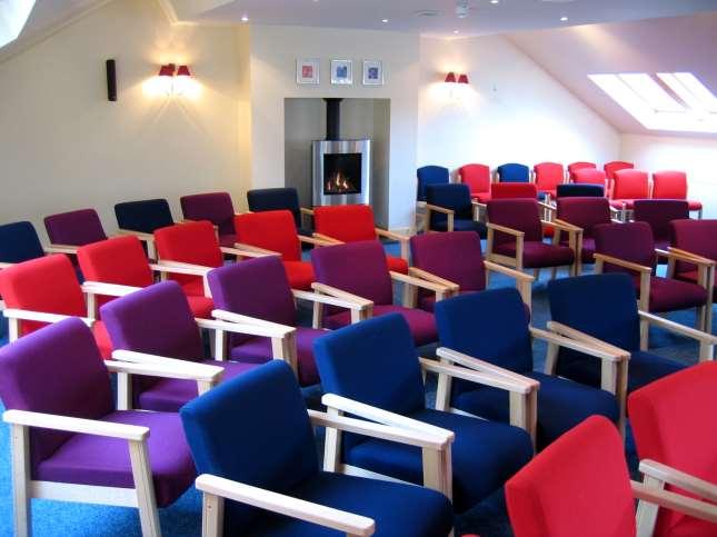 Photo tour Allt Mor Lounge Bright spacious meeting room AV facilities