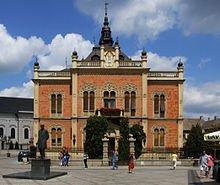 Прва православна парохија у Новом Саду вероватно је основана последњих година 17. века, а сигурно је постојала 1702. године. У граду су изграђене Саборна, Николајевска, Алмашка и Успенска црква.