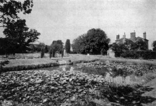 Kench Hill was much larger then and had many fields of pasture, woodland and farmland. Oast House Changes to the House Between 1800 and 1900 many changes took place.