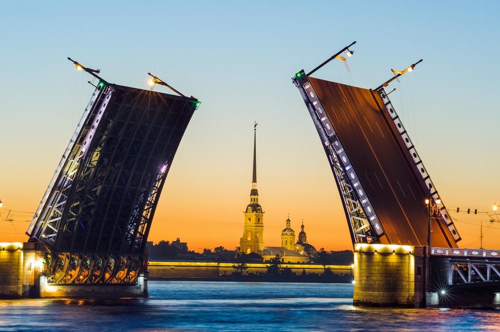 Thousands of people come to St Petersburg to see the Opening of the Bridges. You have an opportunity to see how the Royal Bridge fly into the sky and then next one and so on.