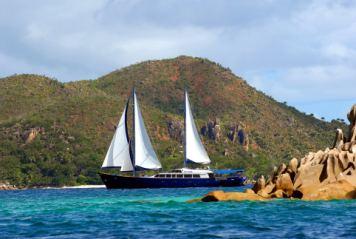 The Seychelles archipelago has been cleverly compared to an armada of Noah s arks.