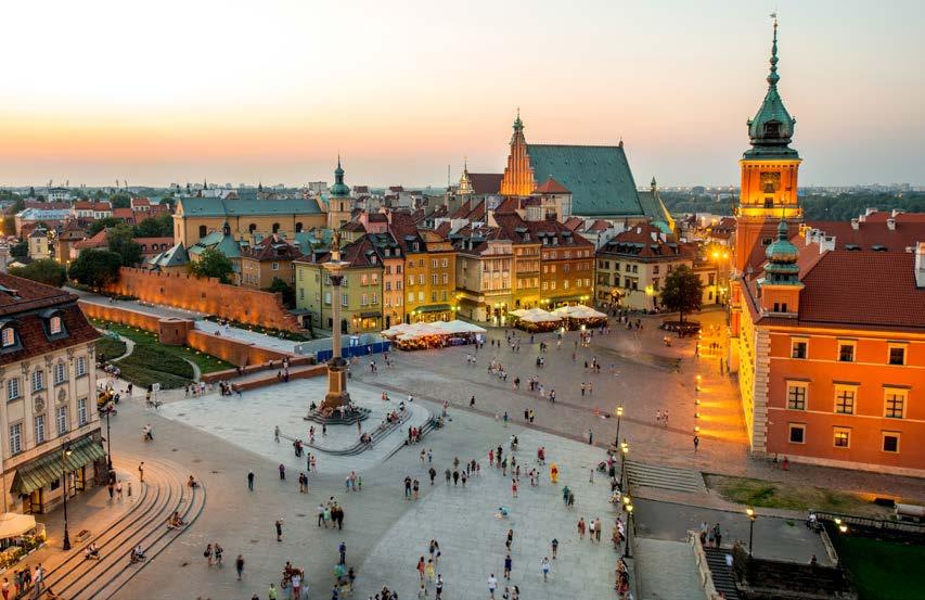 60 arrival transfer from the airport for in a private minivan (4-7 people). DAY 2 (WEDNESDAY): KRAKOW 5 km 25 km Tour outline: the sightseeing tour takes you to the Old Town and St.