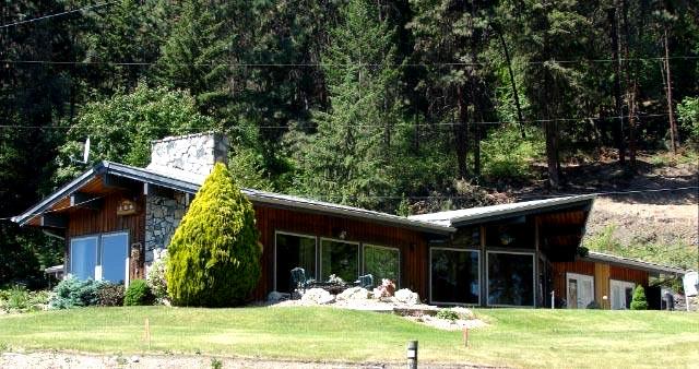 619 Acres with Main Lodge Home, 5 Motel Cabins + 5.53 Acres with RV & Tent sites.