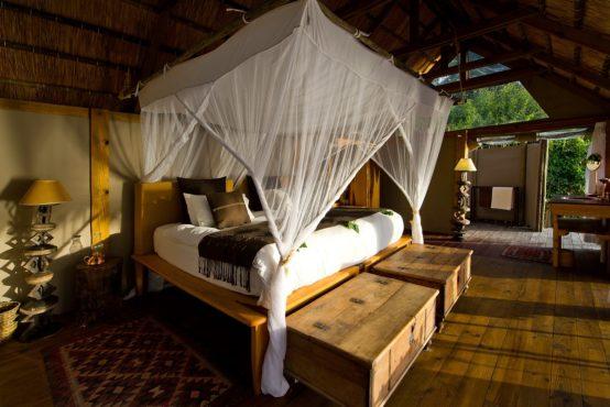 This is a bespoke experience for every guest, meals can be taken in a variety of locations ranging from your bed to the middle of the Zambezi River, at Sindabezi Island the ultimate in romance and