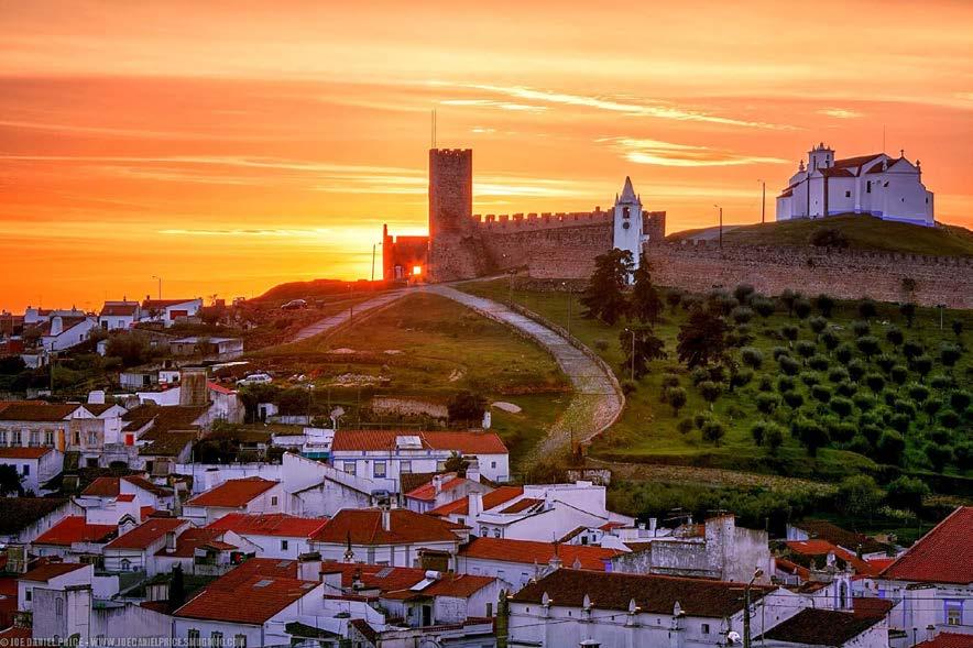 Then continue to Évora, a museum-city, whose roots go back to Roman times.