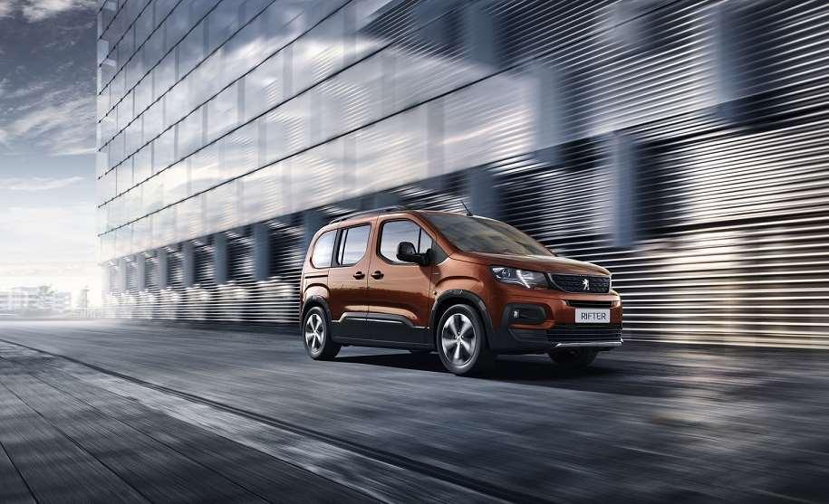 NEW PEUGEOT RIFTER MOTABILITY ALL-NEW PEUGEOT RIFTER Coming soon - Payments available Mid-September 2018 For further information visit your local