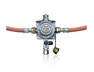 Safe heating when stationary Truma DuoControl Gas regulator for two cylinders The DuoControl regulates the gas pressure and automatically switches over to the second cylinder.
