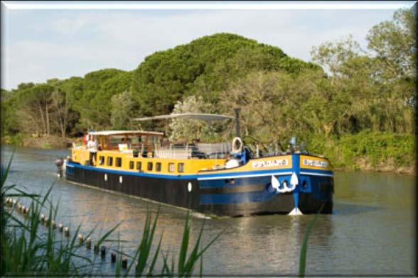 ESPERANCE 6 Passengers / Provence / Canal du Midi Converted into a hotel barge in 2002 Measures 100 ft.