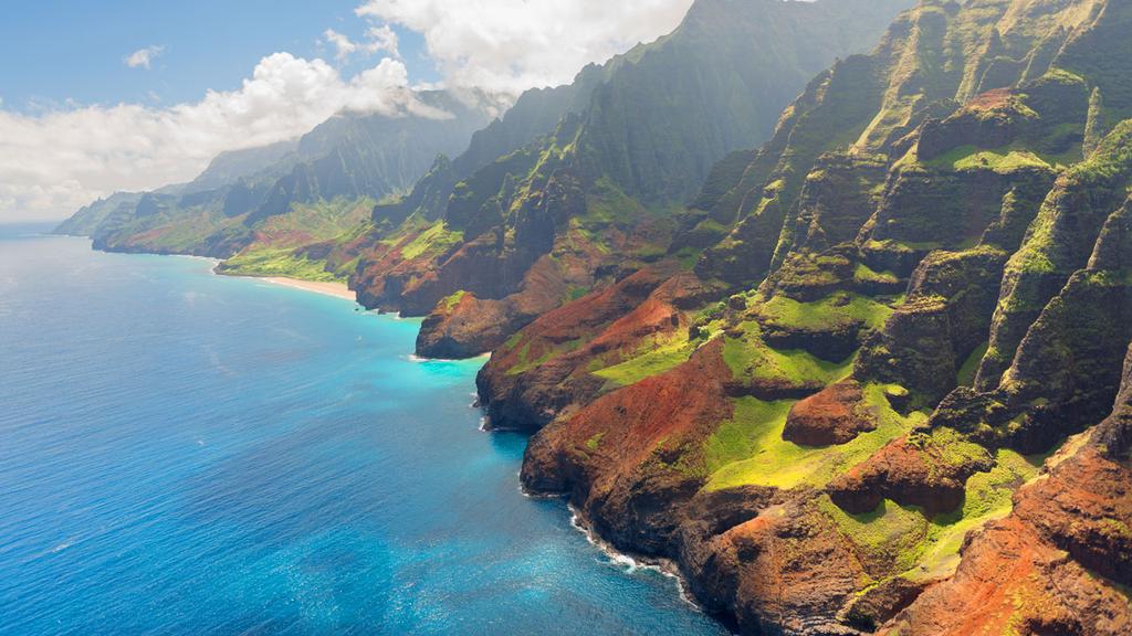 Hawaii CruiseTour - Your Itinerary Continued Day 9: Kauai Free Day - Ship Departs at 2:00 pm Day 10: Scheduled Arrival in Honolulu at 7:00 am Disembarkation usually begins two hours after docking.