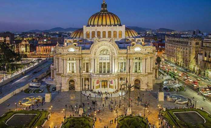 CITY TOUR Date: November 28th Price per person: 98.00 USD We will walk around Mexico City s main square, heart of the Nation where prehispanic ruins, colonial buildings and modern life coexist.