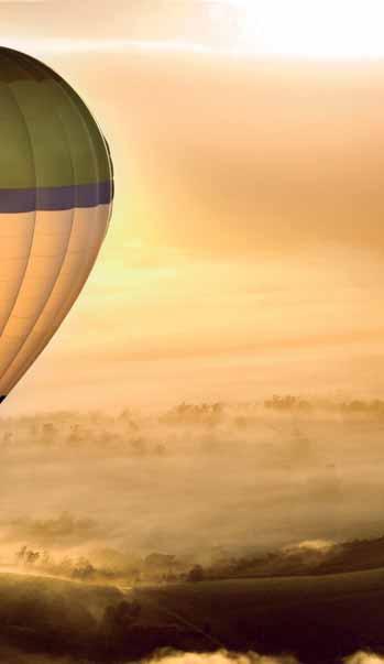 Melbourne & Surrounds BALLOONING OVER THE YARRA VALLEY WITH CHAMPAGNE BREAKFAST The Yarra Valley is one of Victoria s most spectacular wine regions.