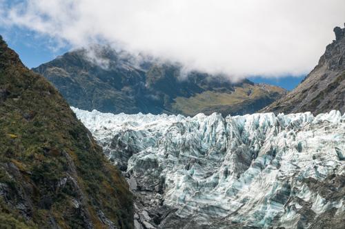 this before our arrival to Fox Glacier and I would be part of the group on ice. We could be making some amazing images on one of the most unique glacier in the world, the Fox Glacier.
