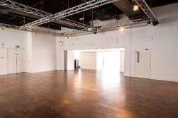 Benefitting from natural daylight the room can be used for entertainment, receptions or