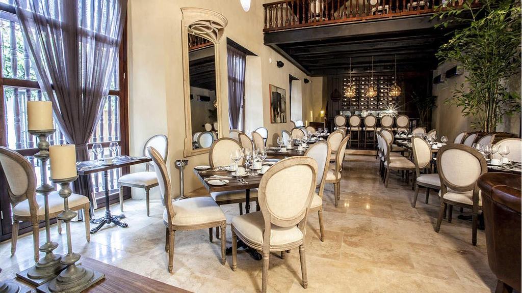 Lunch at Gobernador by Rausch With a name that evokes the stately character of Cartagena and that comes very well to the walled city, according to its historical and colonial character so special.