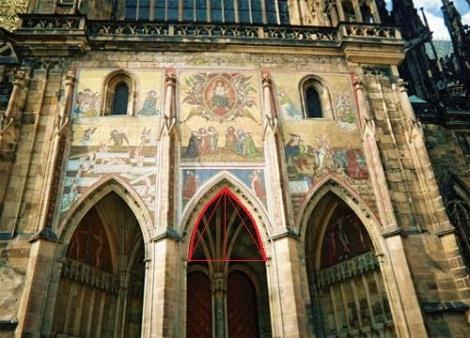 5. Katedrala svetog Vida u Pragu Tijekom srednjega vijeka, odmah nakon Pariza, najvažniji grad u Europi bio je upravo Prag. Pod Karlom lv.