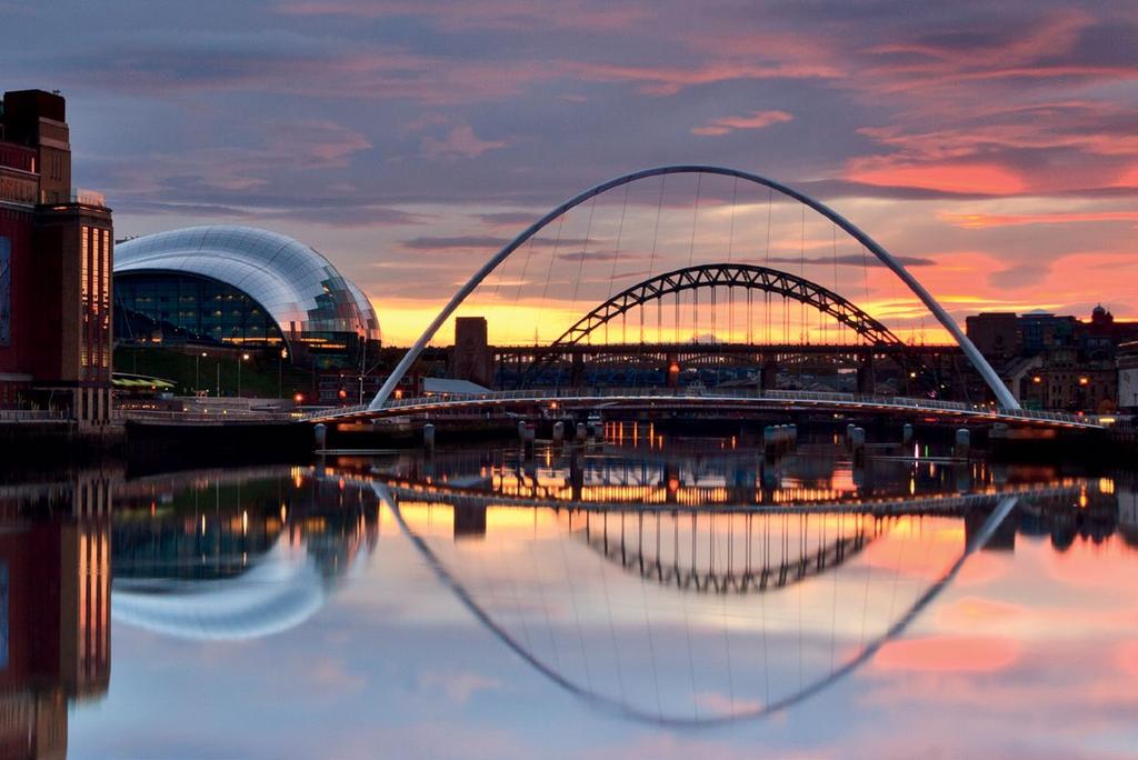 4 Using HS2 as a catalyst for balanced growth Making Newcastle a vibrant, liveable and well-connected city that provides a high quality of life and a great place to live and work is a key part of