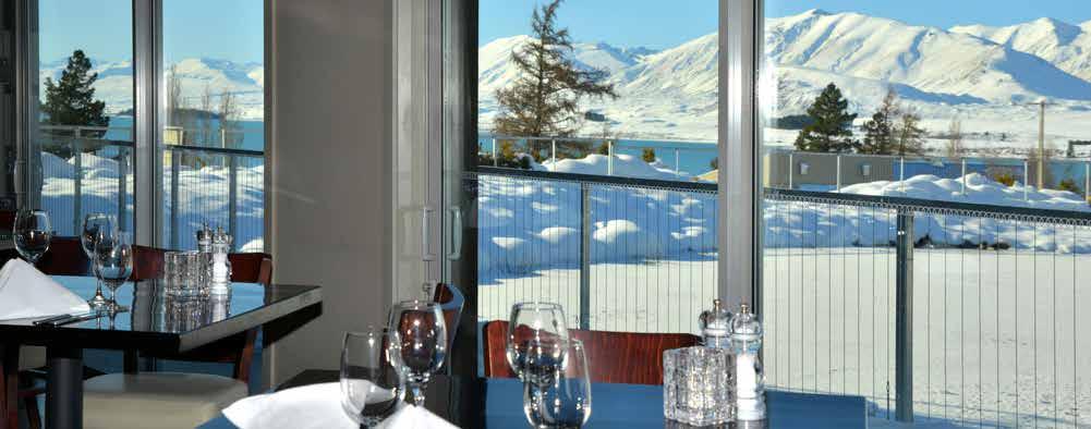 Dining Options Rakinui Restaurant & Bar The on-site Rakinui Restaurant & Bar is the perfect space for delegates to network and unwind between meetings, boasting spectacular views of Lake Tekapo and