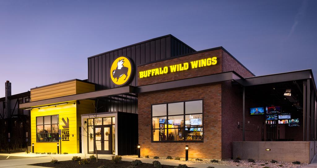 buffalo wild wings Representative Photo 15 Year Absolute Net Buffalo Wild Wings 1901 Main Street SW Los Lunas, NM 87031 For more info on this opportunity please contact: