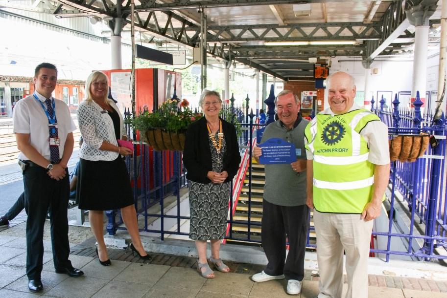 Stakeholder Newsletter News from our communities Hanging baskets at Hitchin Members of Hitchin Priory Rotary Club, the Inner Wheel Club and Great Northern railway came together to celebrate the