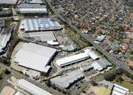 INDUSTRIAL SECTOR CHARTER HALL PRIME INDUSTRIAL FUND 55 CHULLORA INDUSTRIAL PARK 56 Anzac Street, Chullora NSW CHULLORA LOGISTICS PARK (LION & FASTWAY) 2 Hume Highway, Chullora NSW Artist s
