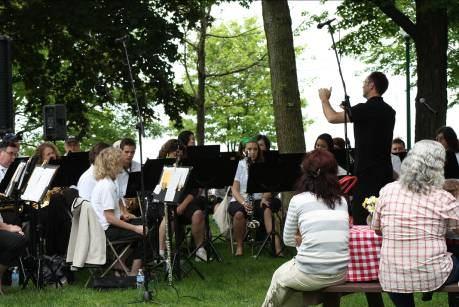 Mayor s Historical Picnic in the Park & Oakville Historical Society Band Concert Date: Sunday June 12 th 2011 Time: 12 noon to 4:30pm Place: Lakeside Park, bottom of Navy Street Featuring: St.