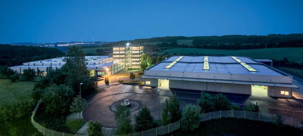 Headquarters 18 19 Headquarters, TKM Remscheid TKM, the internationally leading corporate group, processes and sells high quality industrial knives, saws, doctor blades and precision consumable parts