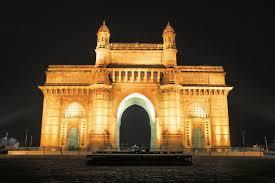 Jantar Mantar Day 5 Mumbai Aurangabad After breakfast at the hotel, tour commences with Gateway of India, Chhatrapati Shivaji Vastu Sanghralaya, Hutatma Chowk and St. Thomas Cathedral.