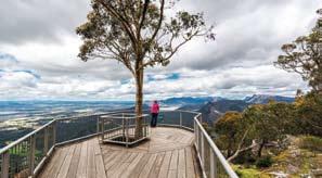 A reasonable level of fitness is required to complete walks in the Grampians Grampians National Park Aboriginal Culture HALLS GAP BOroka Lookout Mackenzie Falls OR SILVERBAND FALLS Jaws of