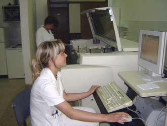 64 L. Honović, M. Pauro: Laboratorijska dijagnostika Glas. pul. boln. 2007; godište 4 (Suppl 1) 1985.godine bio je veći od milijun. 1991. godine na čelo laboratoriija dolazi mr.sc. Marija Pauro.