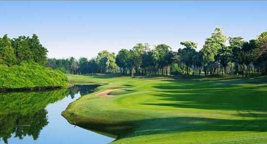 Lam Luk Ka Golf Course Location Hole Facilities Stake : 1,500 rai of land in Lam Luk Ka Klong 11, Pathum Thani. : Standard 2 golf courses 36 Holes.