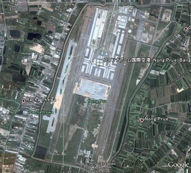 Suvarnabhumi Airport (Thailand) Airport Name Airport Location Suvarnabhumi Airport (IATA: BKK, ICAO: VTBS) 25km