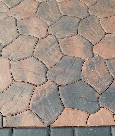 unusual and distinctive design, creates a beautiful finish to the paving that stands out from the crowd.