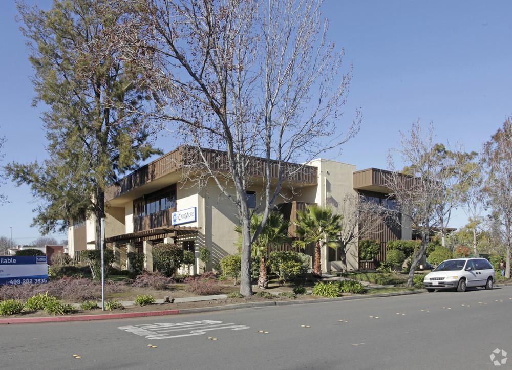 PROPERTY DESCRIPTION PROPERTY OVERVIEW Atherton Professional Center is a beautiful office building located in West San Jose across the street from the Westgate Shopping Mall.
