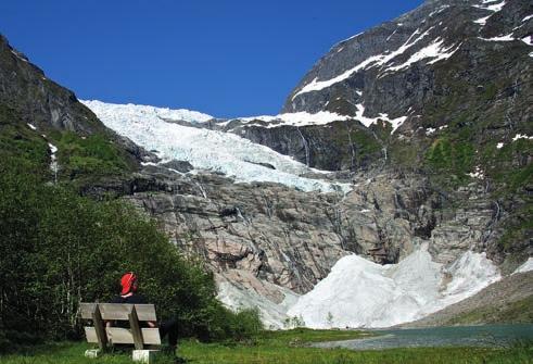 The water in the fjord is frequently coloured light green because of the glacial melt water.